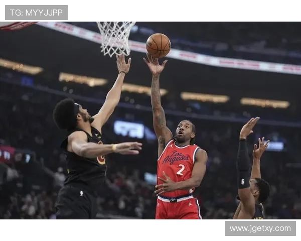 [NBA]伦纳德33+7 快船力克骑士四连胜.